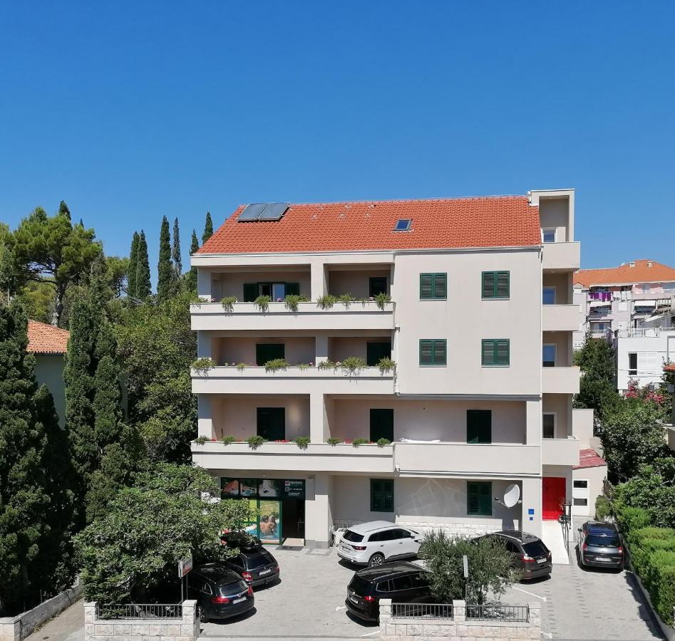 Apartments Smokva Makarska Exterior photo