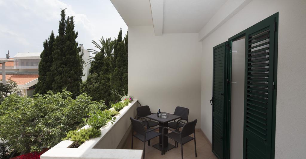 Apartments Smokva Makarska Room photo