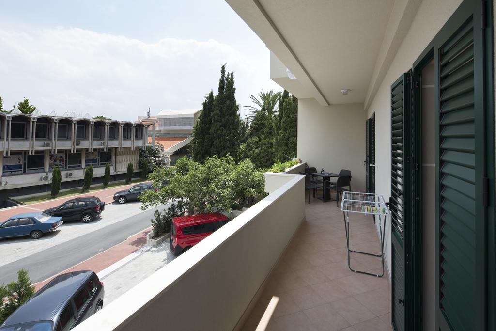 Apartments Smokva Makarska Room photo