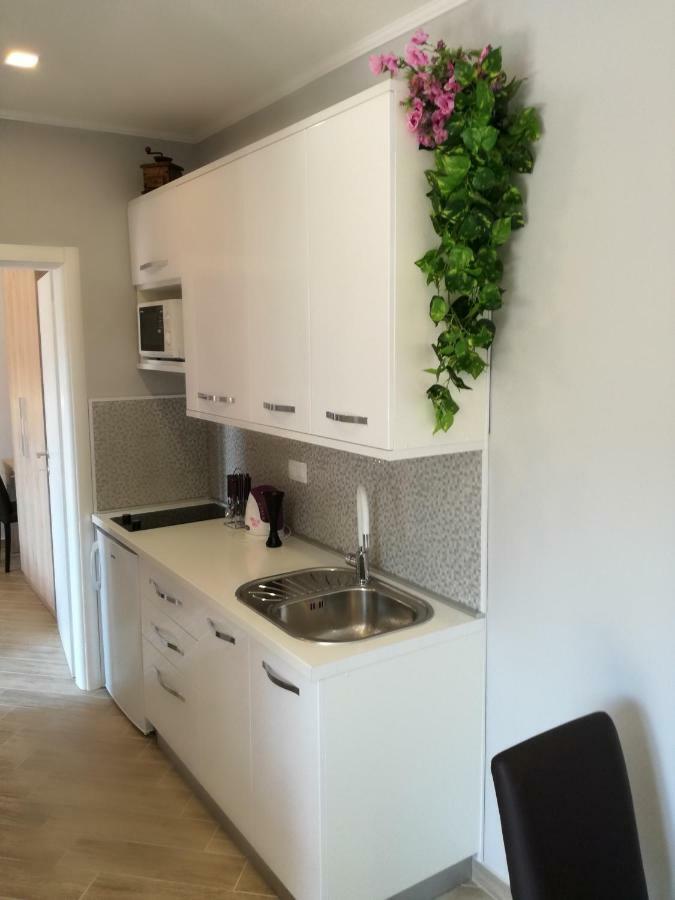 Apartments Smokva Makarska Exterior photo