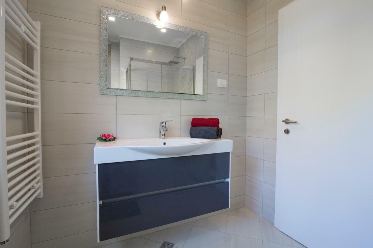 Apartments Smokva Makarska Exterior photo