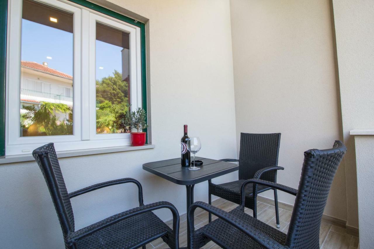 Apartments Smokva Makarska Exterior photo